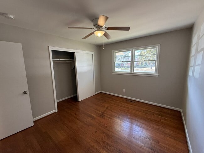 Building Photo - 61 Loganberry Cir