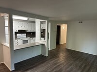 Building Photo - 3164 Central Ave