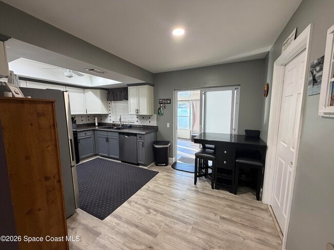 Building Photo - 3673 London Blvd