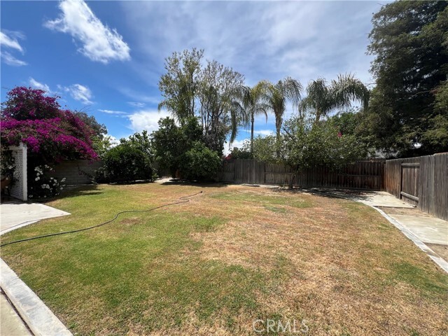 Building Photo - 5809 Sunland St