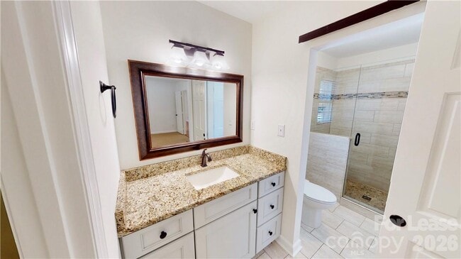 Building Photo - 6810 Rosemary Ln