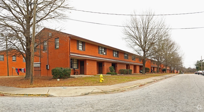 Building Photo - 2053 Old Savannah Rd