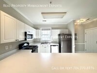 Building Photo - 8969 Meadow Vista Rd