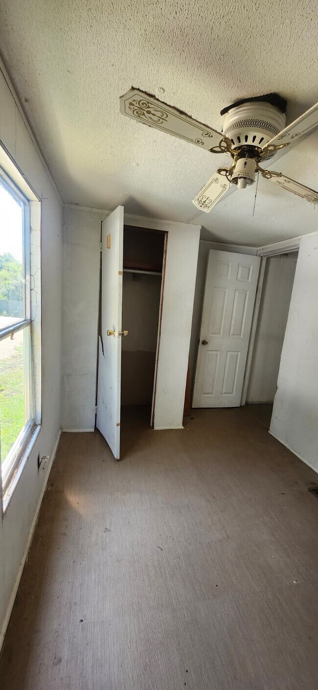 Building Photo - 8364 Cedar St