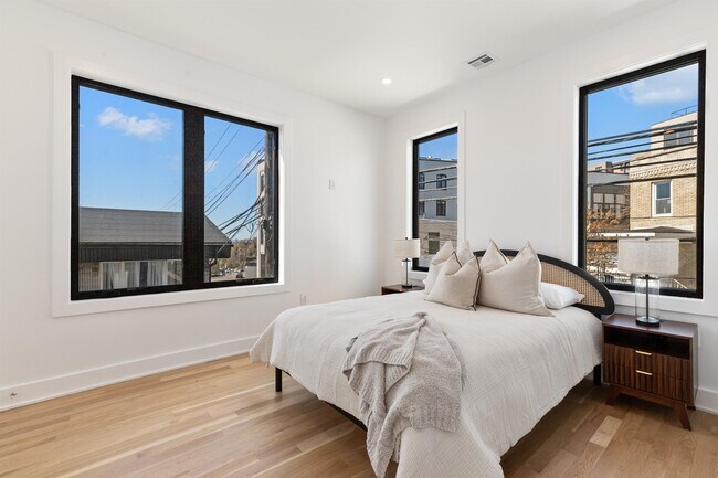 Building Photo - 80 Hackensack Plank Rd