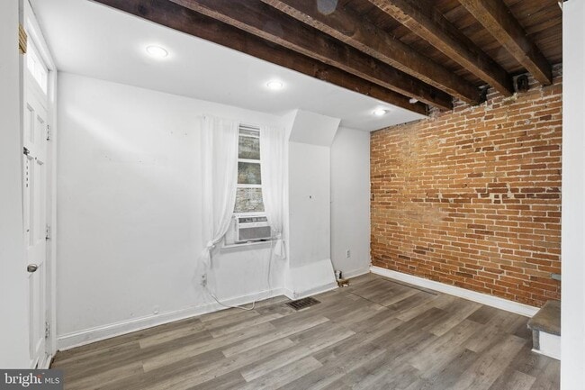 Building Photo - 251 Fulton St