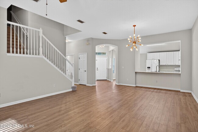 Building Photo - 6377 Island Forest Dr