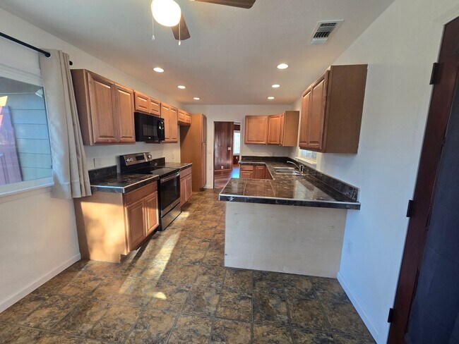 Building Photo - Calm Surrounds This Beautiful Cabin Home