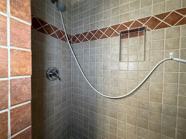 Building Photo - 3411 Linkwood Dr