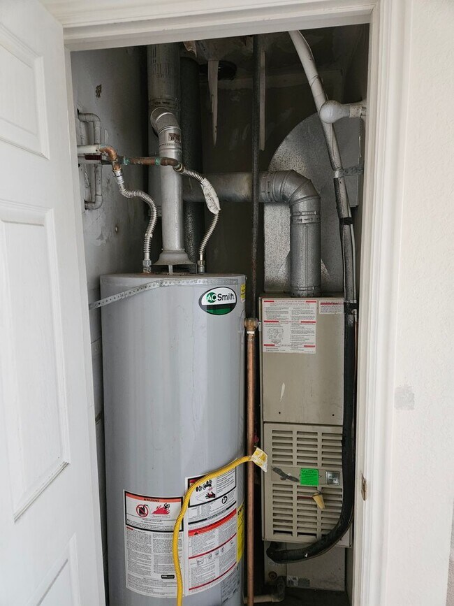 Building Photo - Contract Sale, 2 bedroom apartment, North Orem