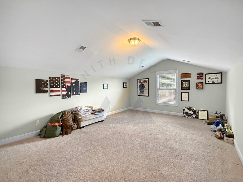 Building Photo - 115 Bridgeton Dr