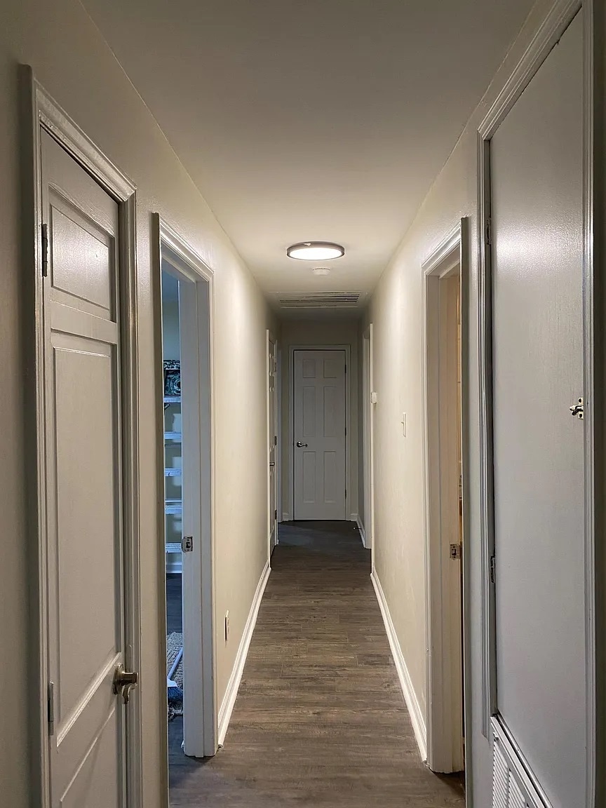 Hallway - 290 Chuckwood Rd