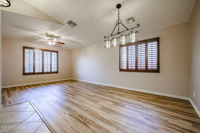 Building Photo - 3974 N Dead Wood Dr