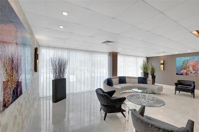 Building Photo - 3550 Galt Ocean Dr