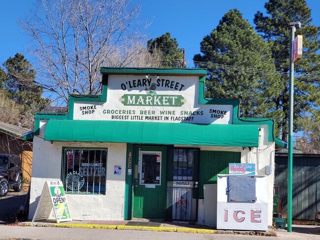 Building Photo - 515 S O'Leary St