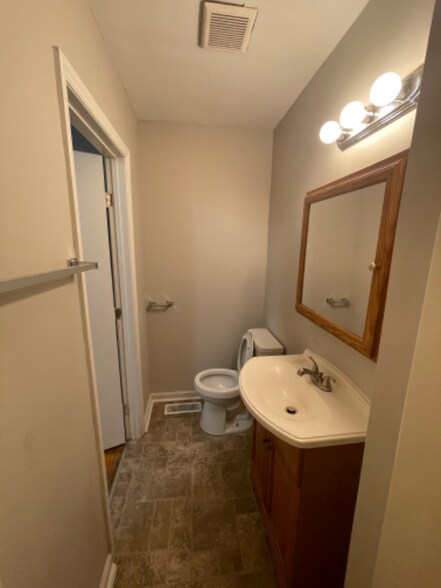 Building Photo - 2819 NC-87