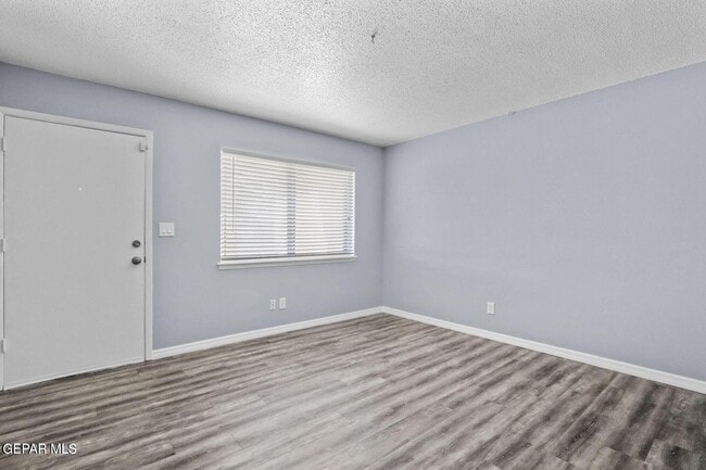 Building Photo - 10222 Dunbarton Dr
