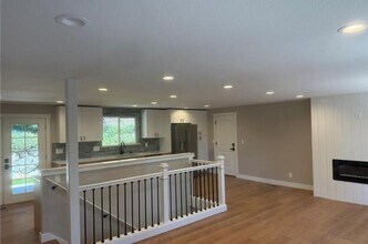 Building Photo - 4515 Chrisella Rd E