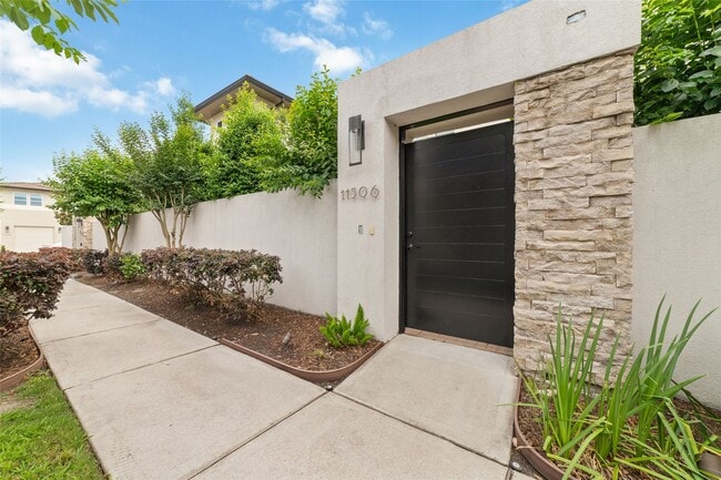 Building Photo - 11506 Royal Tower Pl