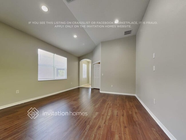 Building Photo - 1227 Nashville Dr