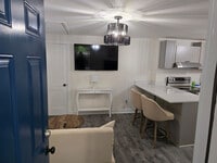 Building Photo - 120 McMakin Dr