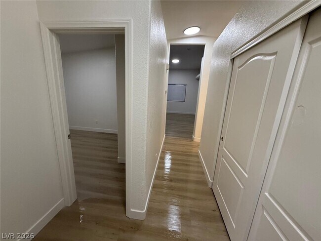 Building Photo - 5247 Sugar Maple Ct