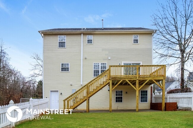 Building Photo - 6500 Valley Oak Dr