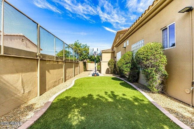 Building Photo - 10919 E Onyx Ct