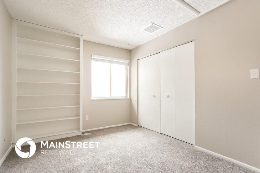 Building Photo - 1503 S Tucson St