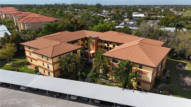 Building Photo - 6142 Whiskey Creek Dr