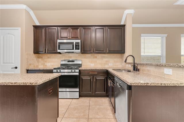 Building Photo - 5841 Fir Tree Ln