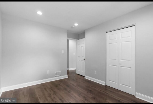 Building Photo - 9802 Cherry Tree Ln