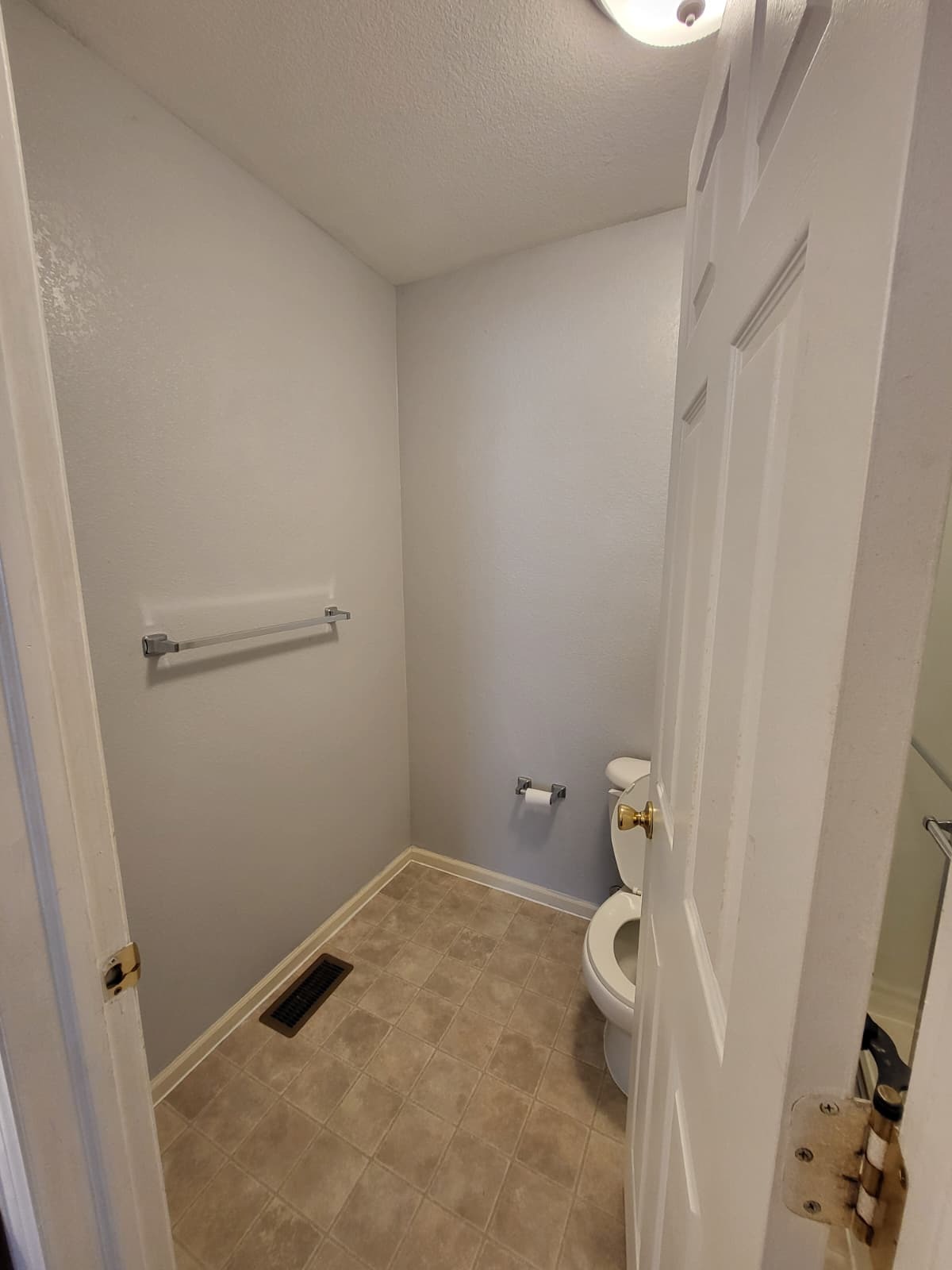 Master Bath - 2704 Breckenridge PL