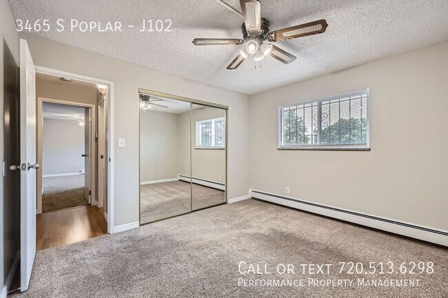 Building Photo - 3465 S Poplar St