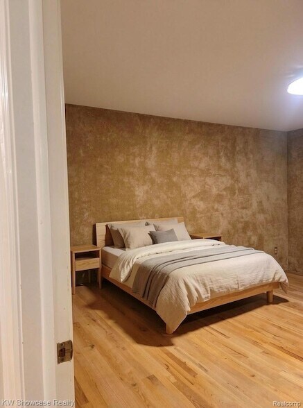 Building Photo - 5064 Far Ravine Ct