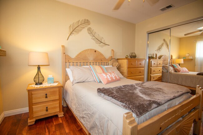 Bedroom 4 - 3789 Derby Bluffs Way