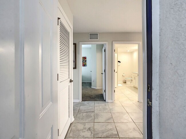 Building Photo - 3121 Paradox Cir
