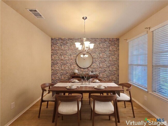Building Photo - 7112 Cokui Dr