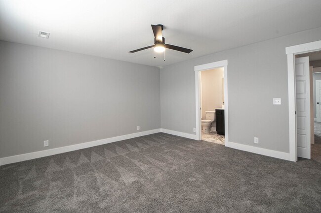 Building Photo - 1603 Jonathan Wade Cir