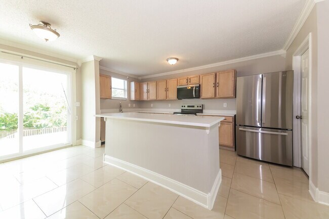 Building Photo - 1421 Nimitz Way