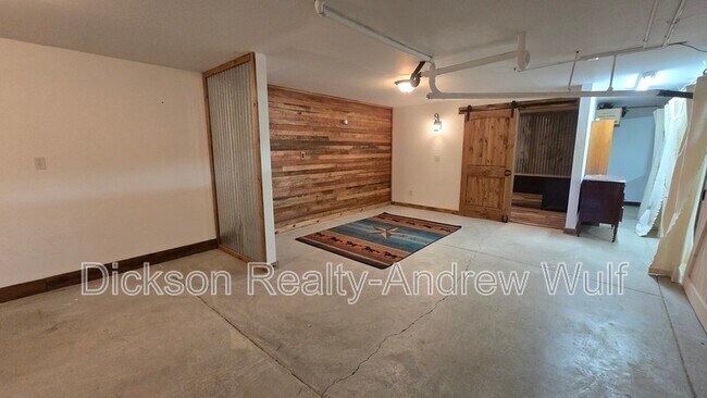 Building Photo - 5800 Peak Rd