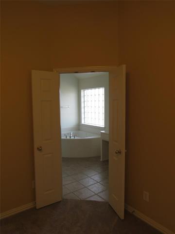 Building Photo - 1023 Candlewood Tr