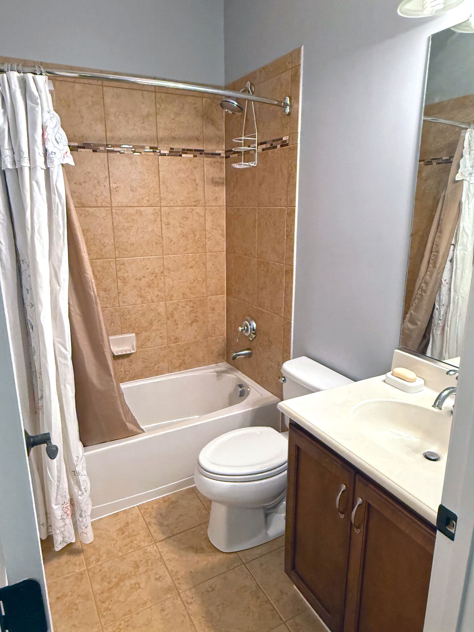 Second Master Bathroom - 870 Belvedere Blvd