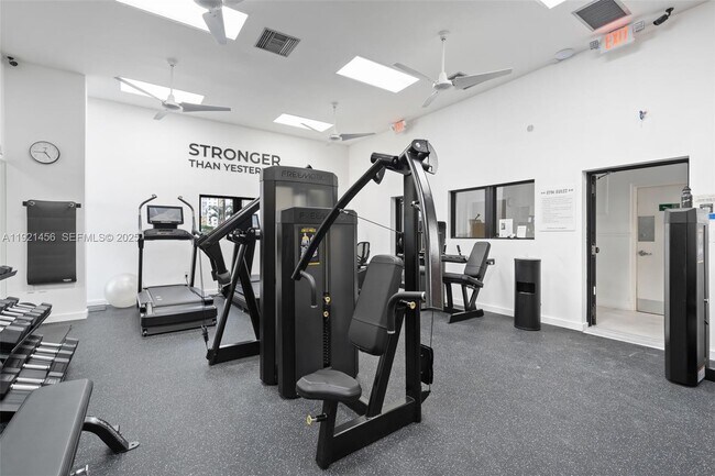 Building Photo - 429 Poinciana Island Dr