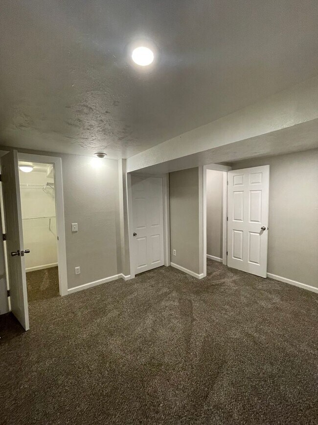 Building Photo - Charming 3-Bedroom Home in Victoria Place neighborhood! MOVE IN SPECIAL!!