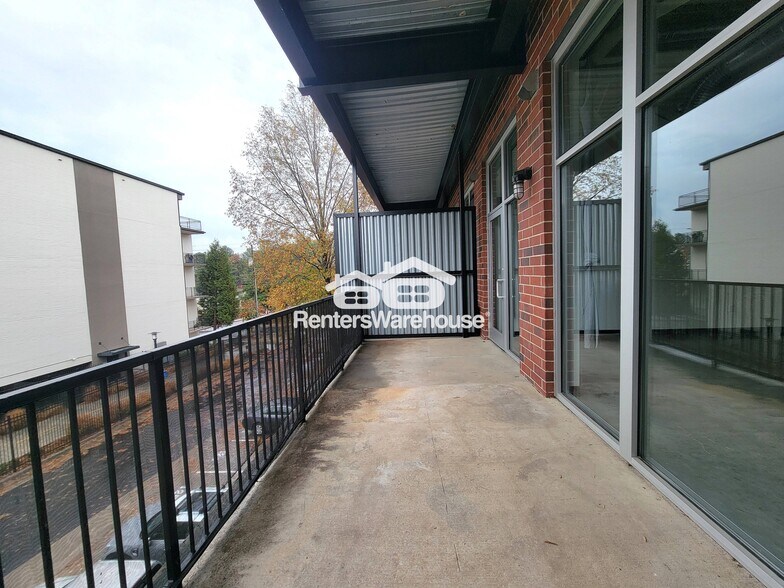 Building Photo - 5200 Peachtree Rd