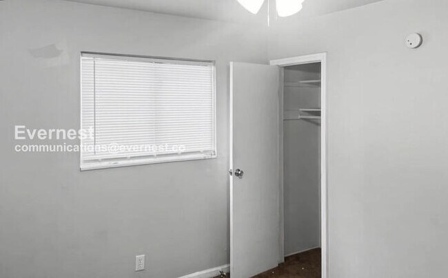 Building Photo - 972 Concord Ave