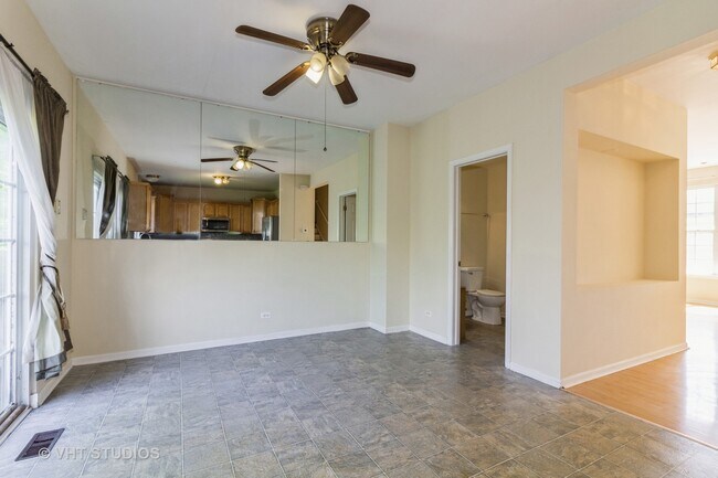 Building Photo - 544 Declaration Ln