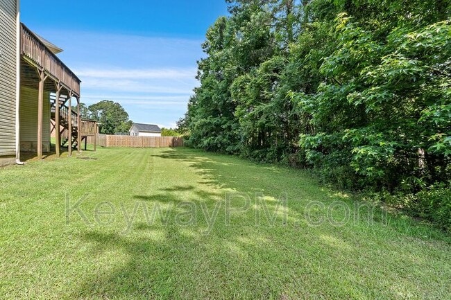 Building Photo - 845 Prairie Ln