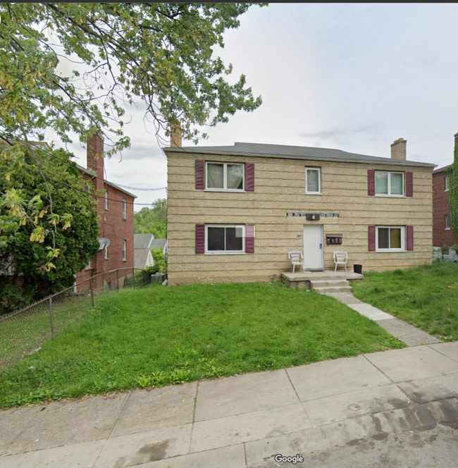 Primary Photo - 146 Glenridge Place